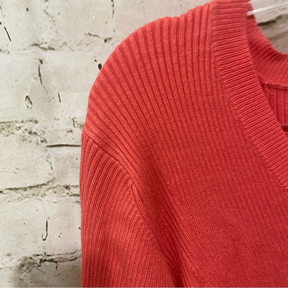 NWT Jessica Simpson Coral V Neck Ribbed Chiffon Trim Soft Stretch Sweater - Picture 2 of 7
